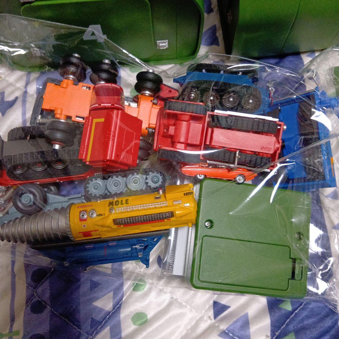 THUNDERBIRD 2 モデルキット　ディアゴスティーニ