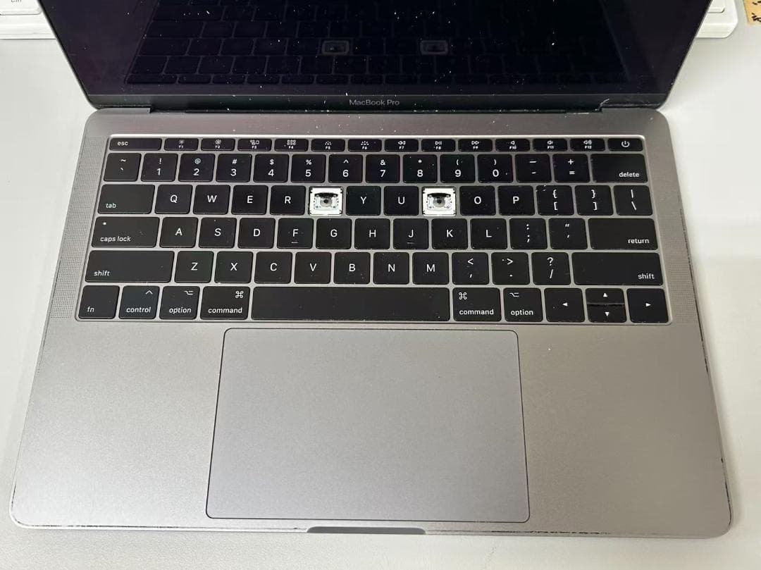 MacBook Pro 2019 ジャンク