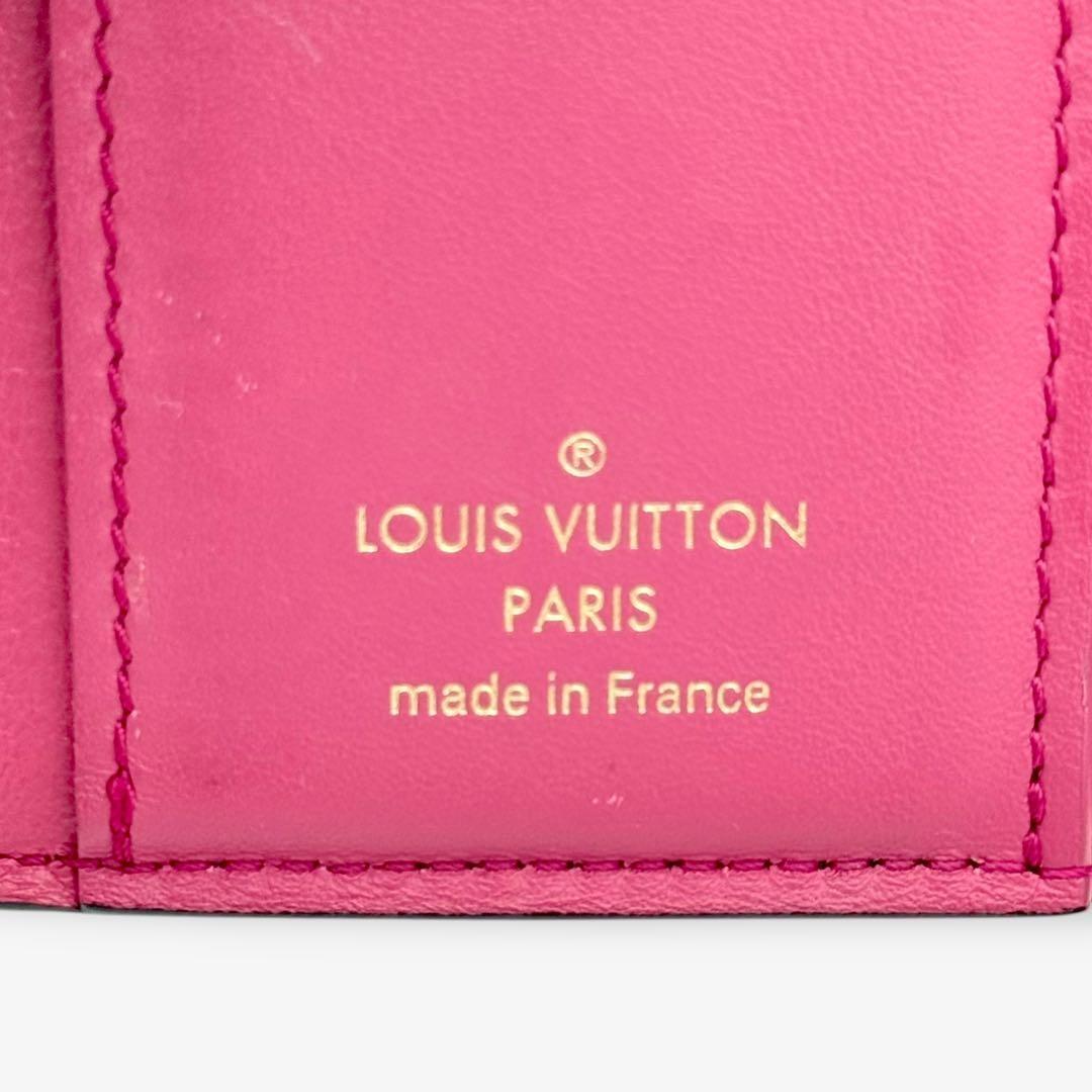 【美品】ルイヴィトン 財布　カプシーヌ XS ブラック コンパクト財布　三つ折り