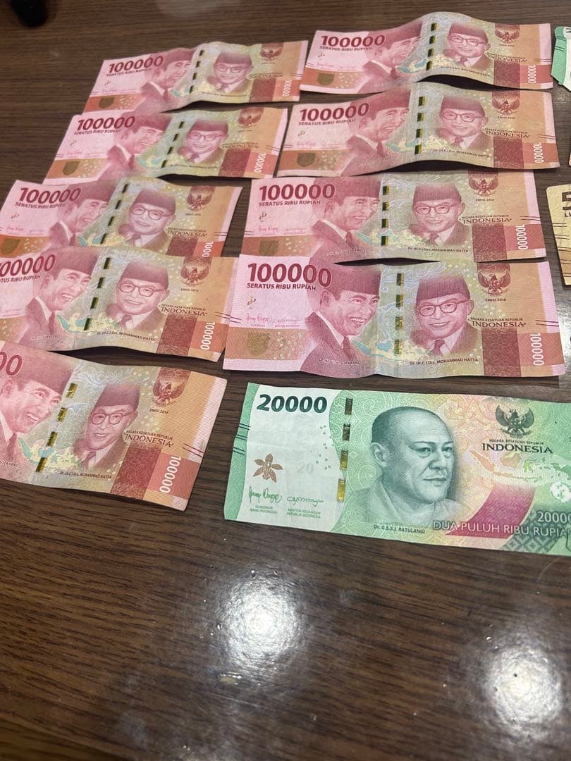 インドネシア ルピア　RUPIAH