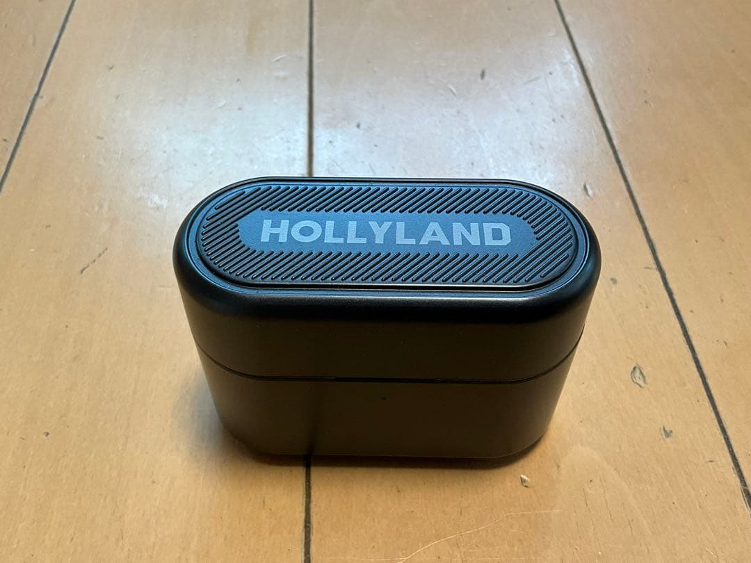 HOLLYLAND製のワイヤレスピンマイクLark M2S