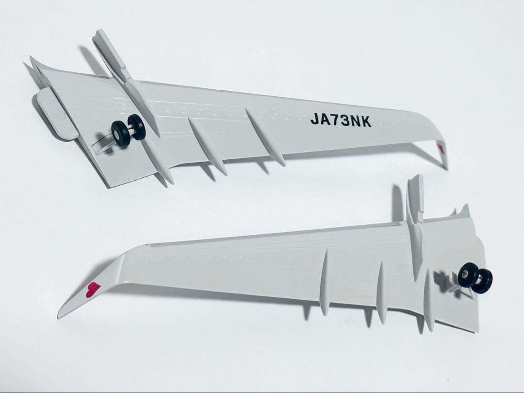 クロスウィング 1/130 B737-800 SKYMARK Ever Rise