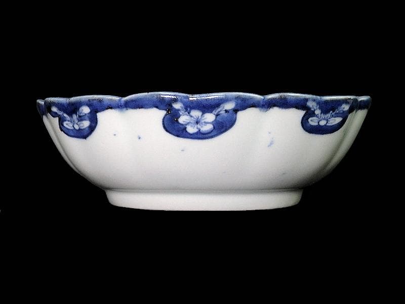 古伊万里　染付　墨弾き　梅花に舞鶴紋の図　膾皿　２客　E520AS-COd