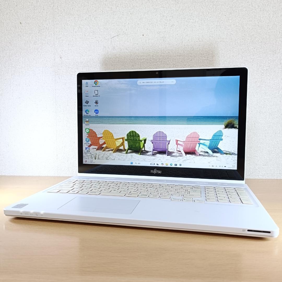 ノートPC Core i7 Windows11 SSD メモリ16GB 富士通