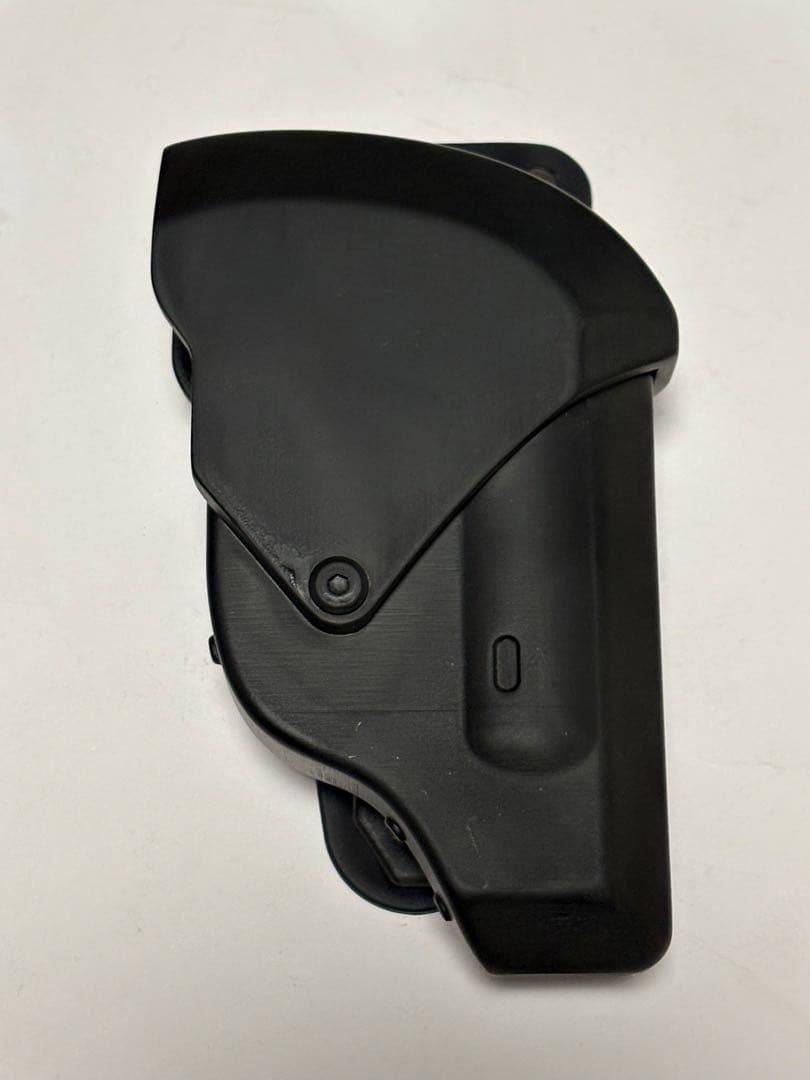 【希少】★原価の半額以下★警察 新型拳銃入れ（一部破損品）