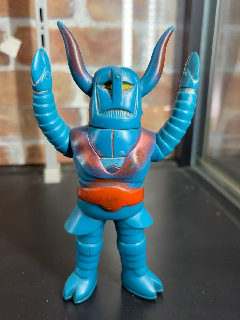 u*8様 当時物　ブルマァク ビッグバイソン　レッドバロン　ソフビ