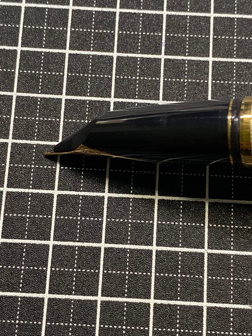 SHEAFFER LEGACY Sterling-Silver 万年筆　字幅M