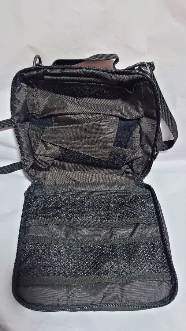 使用品 ゼルネアス イベルタル ポーチ DSショルダー収納バッグ