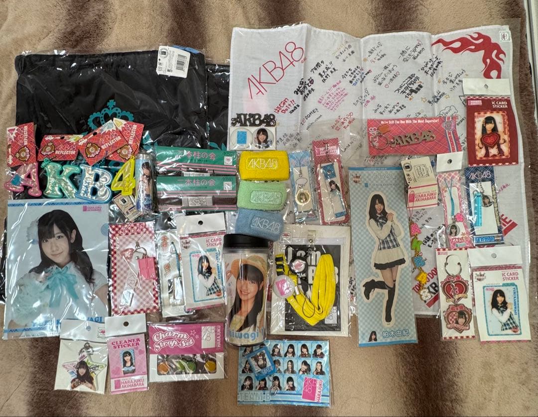 【新品】AKB48 グッズ 缶バッジ キーホルダー　ゆきりん柏木由紀　まとめ売り