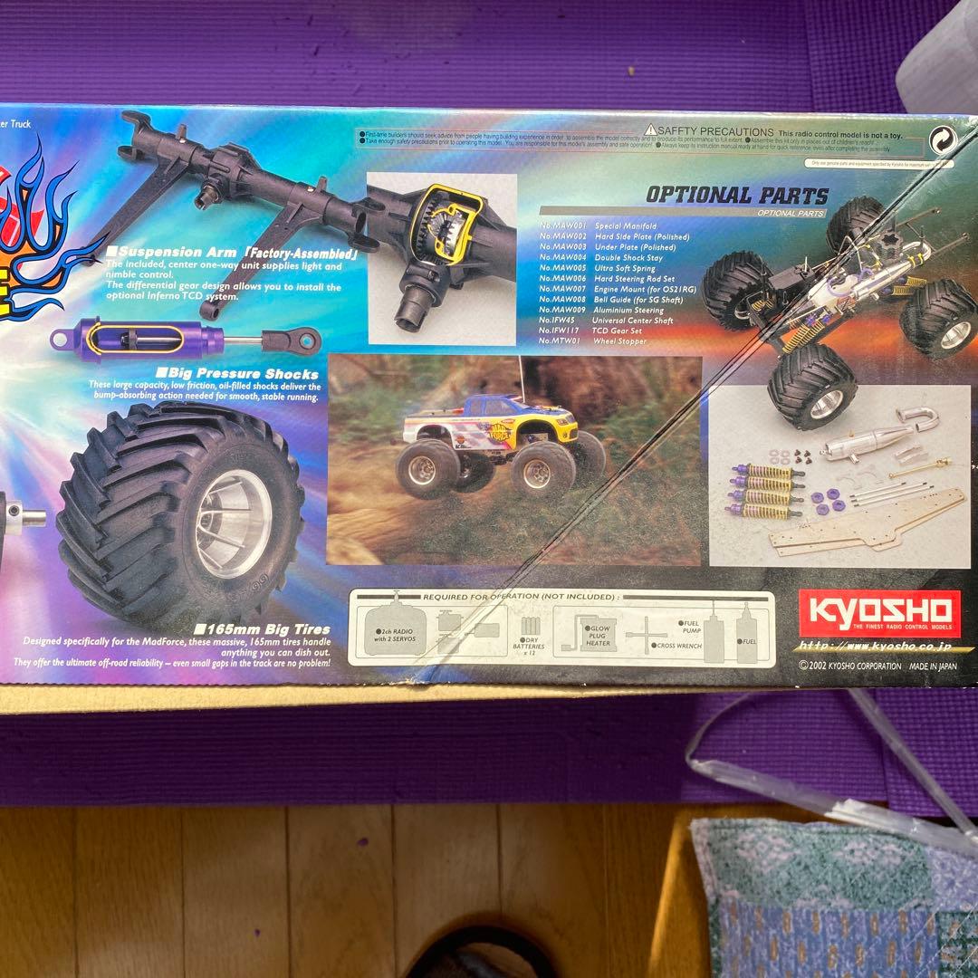 京商モンスタートラック4WDマッドフォースRCエンジン