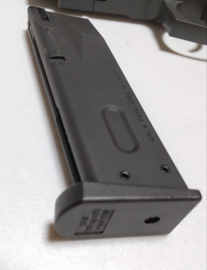 《蔵出し美品》東京マルイM9A1ガスブローバック 完動品 ベレッタの矢ロゴに注目