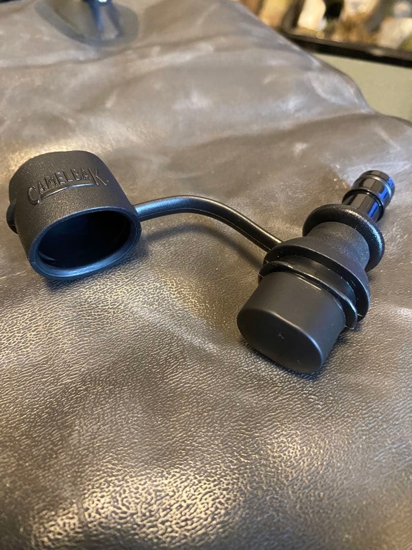 米軍　 CAMELBAK ブラックバックパック ハイドレーション付き