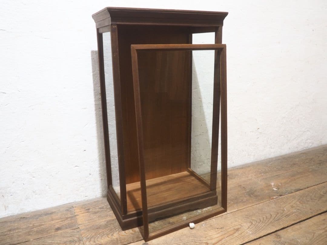 1316 ケンドン式　3面ガラスの飾り棚　展示棚　人形ケース　レトロ　骨董