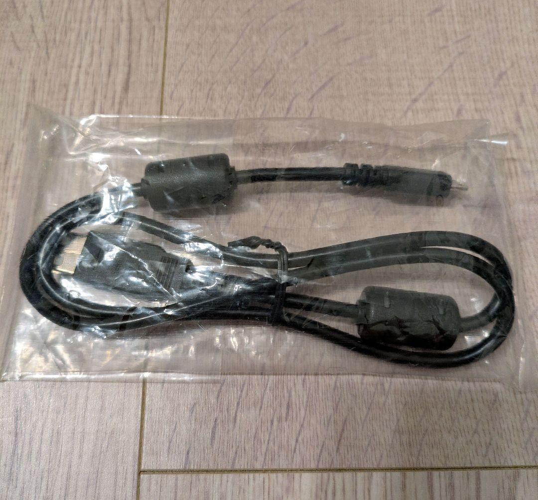 【値下げ中】【おまけ付き】OLYMPUS OM-D E-M10 Mark III