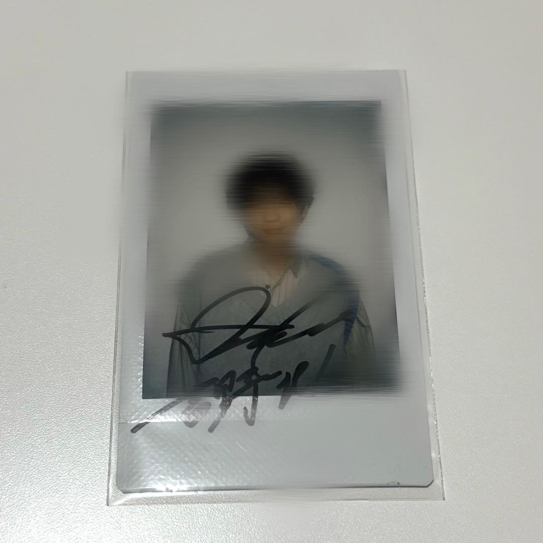 ①吉野北人 直筆サイン入りチェキ