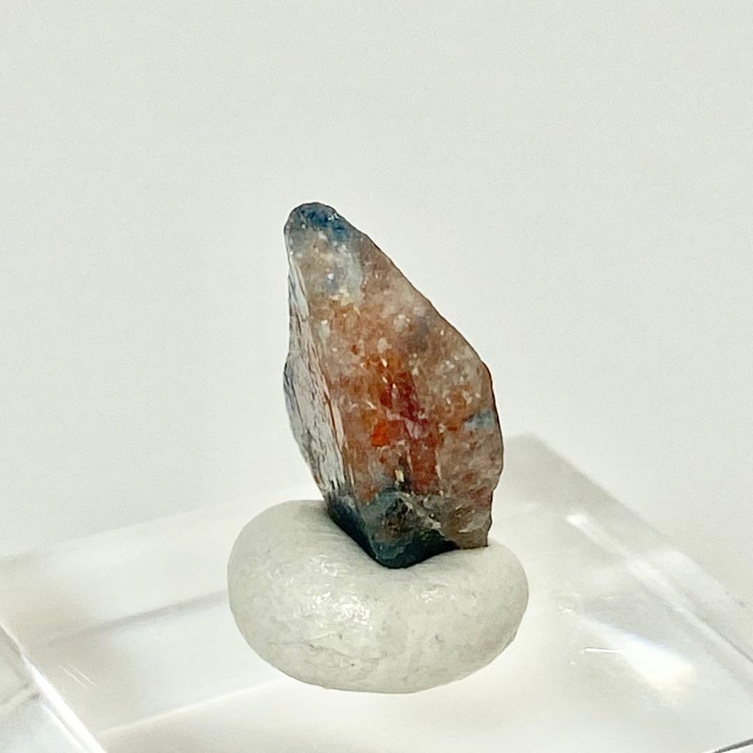 バイカラー　ユークレース　ジンバブエ産　鉱物標本　原石鉱石　天然石　ストーン