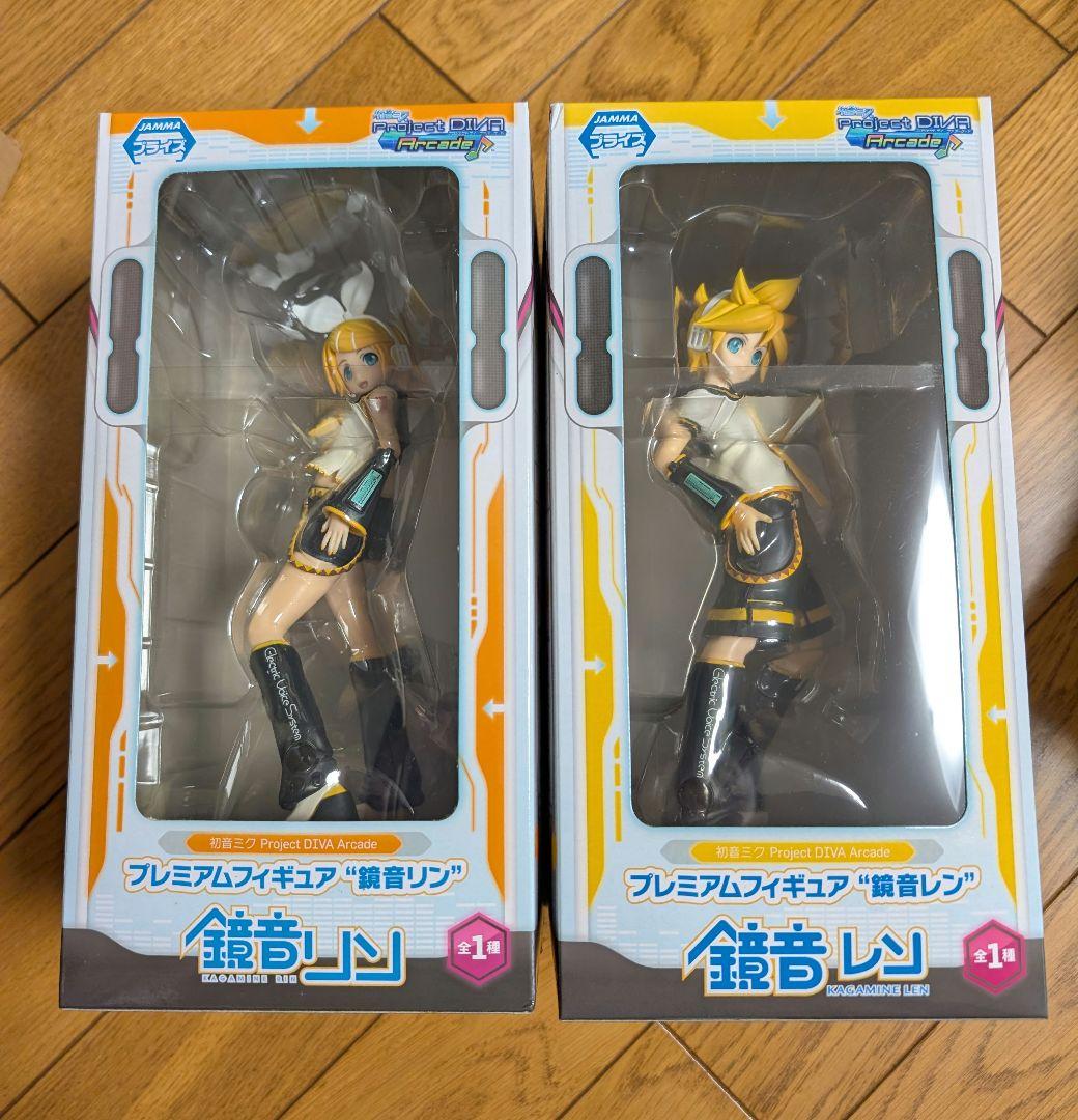 プレミアムフィギュア　鏡音リン　鏡音レン