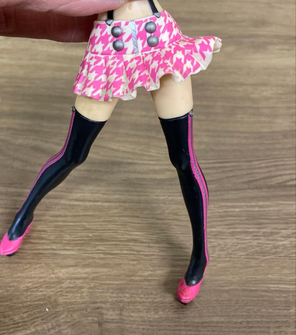 E-壁 ペルソナ4 ダンシング・オールナイト 久慈川りせ 1/8スケールフィギ