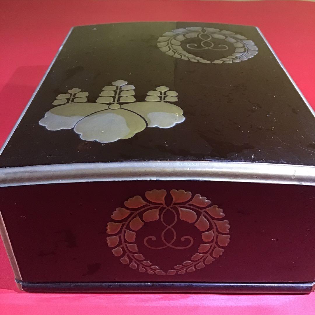 金泥高盛　五七の桐家紋　漆塗　明治期　　　za-1