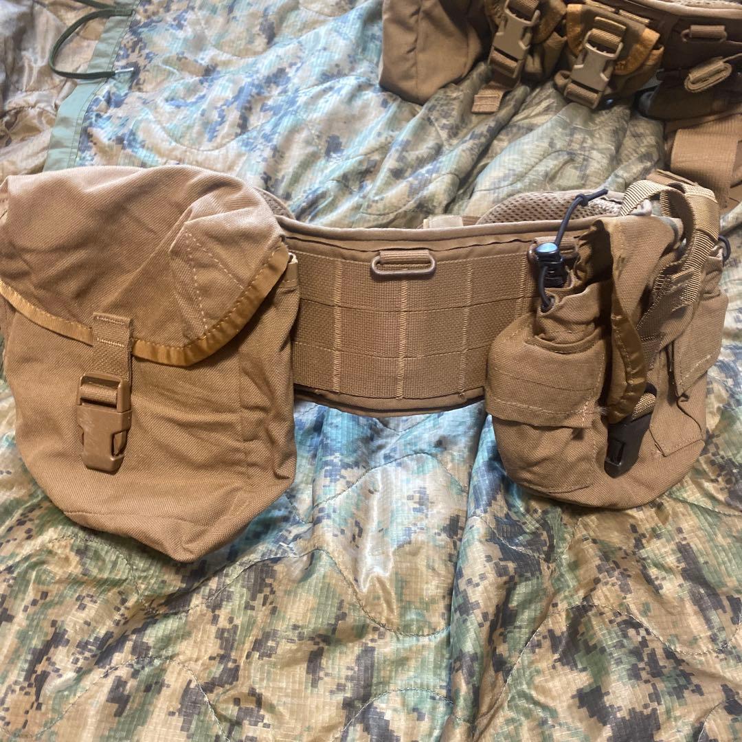 米軍実物　米軍放出品　Sサイズ　海兵隊　USMC コヨーテブラウン　ベルト