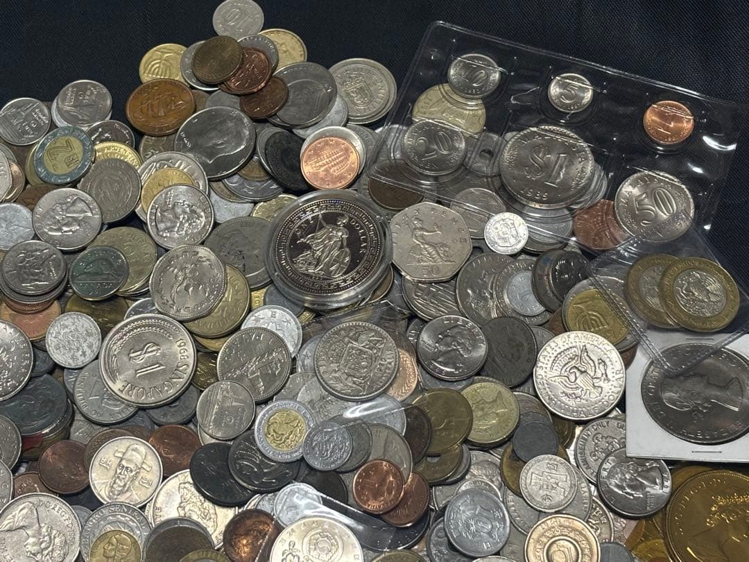 ひ*で様 外国　外国古札　 古銭　銀貨　等　まとめ　約5キロ