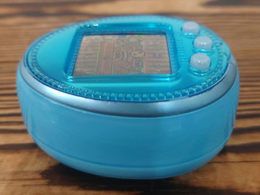 【動作確認済み】たまごっち４Uプラス【スカイブルーカラー】☆