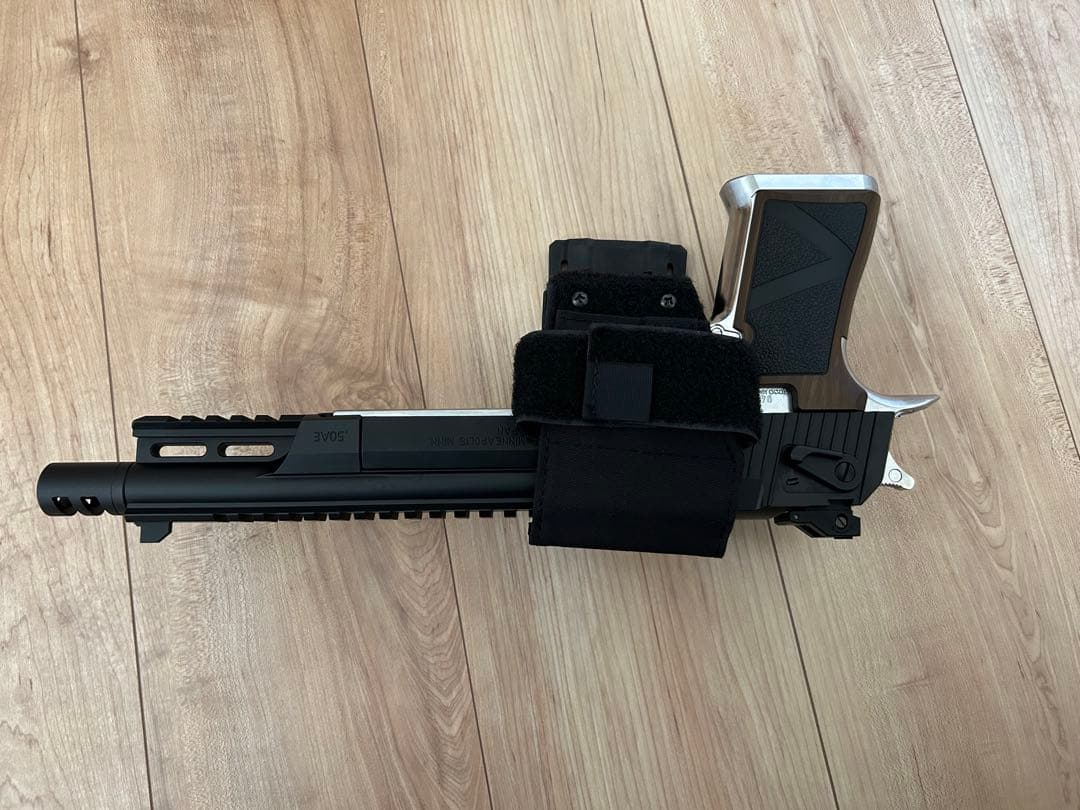 バイオハザード Re:2 ライトニングホーク　サバゲー 用品