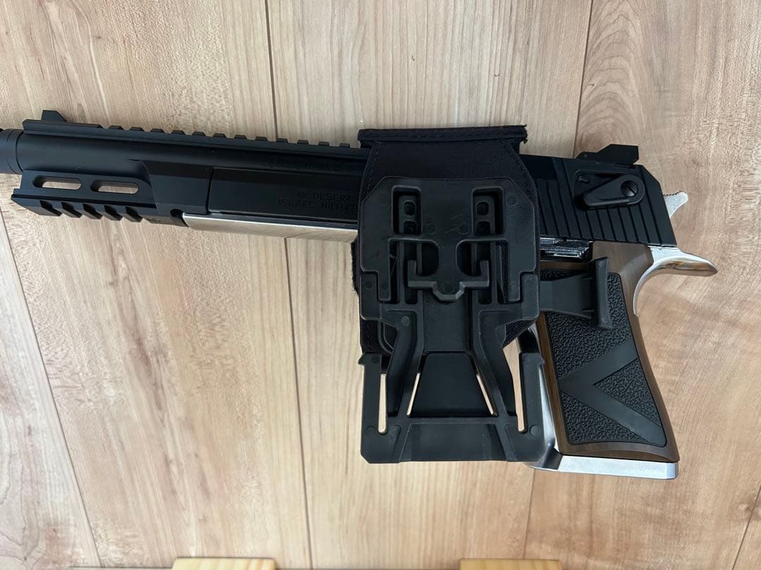 バイオハザード Re:2 ライトニングホーク　サバゲー 用品