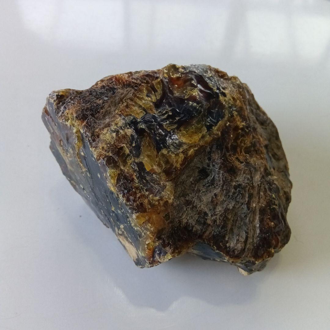 7 天然アンバー　琥珀（コハク）　スマトラ産