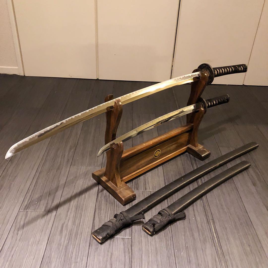 本格模造刀　大小セット　黒拵え　太刀　脇差　大小セット