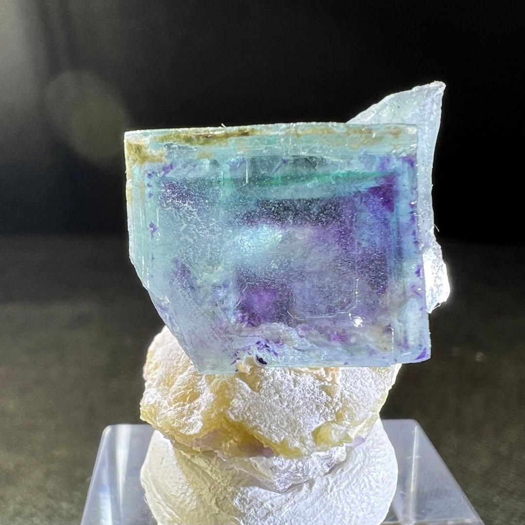 ヤオガンシャン産　ブルーゾーニング　パープルファントムフローライト