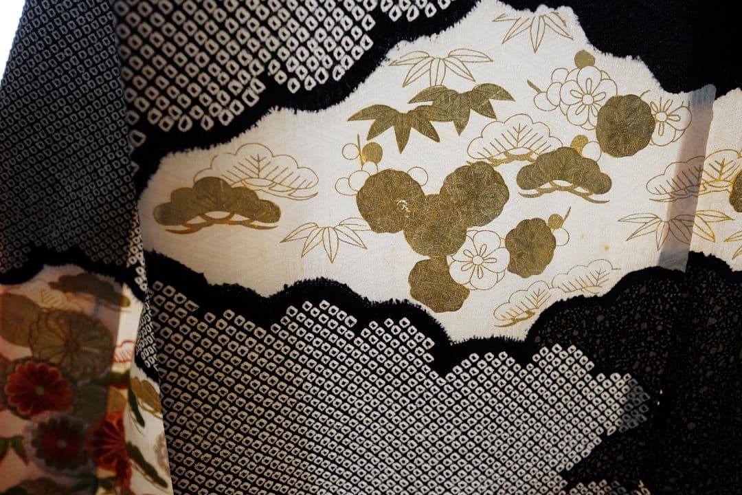 サラ　アンティーク振袖　豪華黒絞り　刺繍　振袖+長襦袢