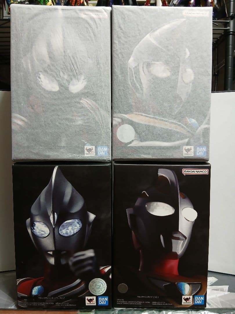 真骨彫　ウルトラマン　ティガ　ダイナ　ガイア