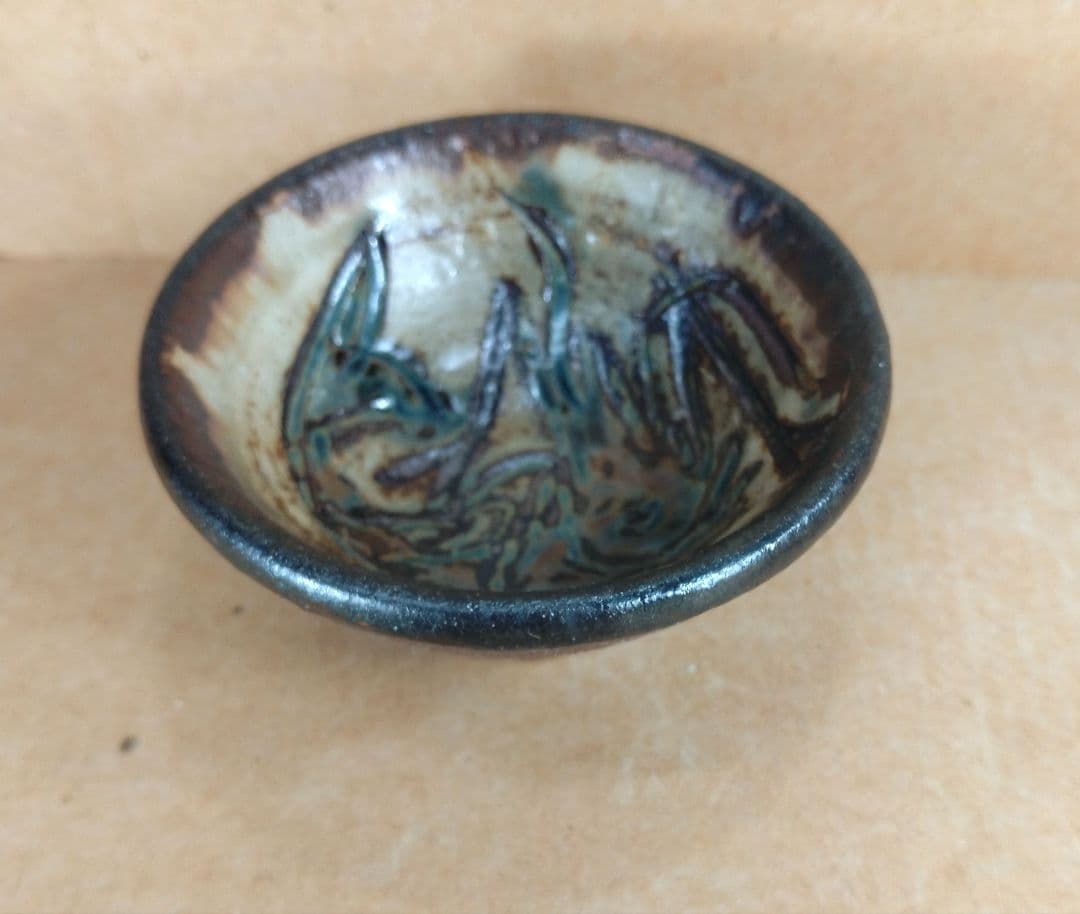 【本物保証】金城次郎 海老ぐい呑 共箱 栞 人間国宝 壺屋焼 壷屋焼 海老紋ぐい