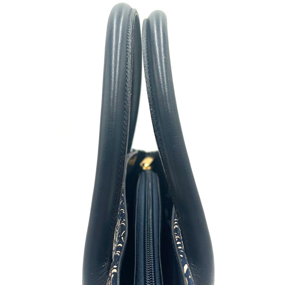 【美品】 印傳屋 インデンヤ ハンドバッグ 唐草模様 ネイビー 甲州印伝