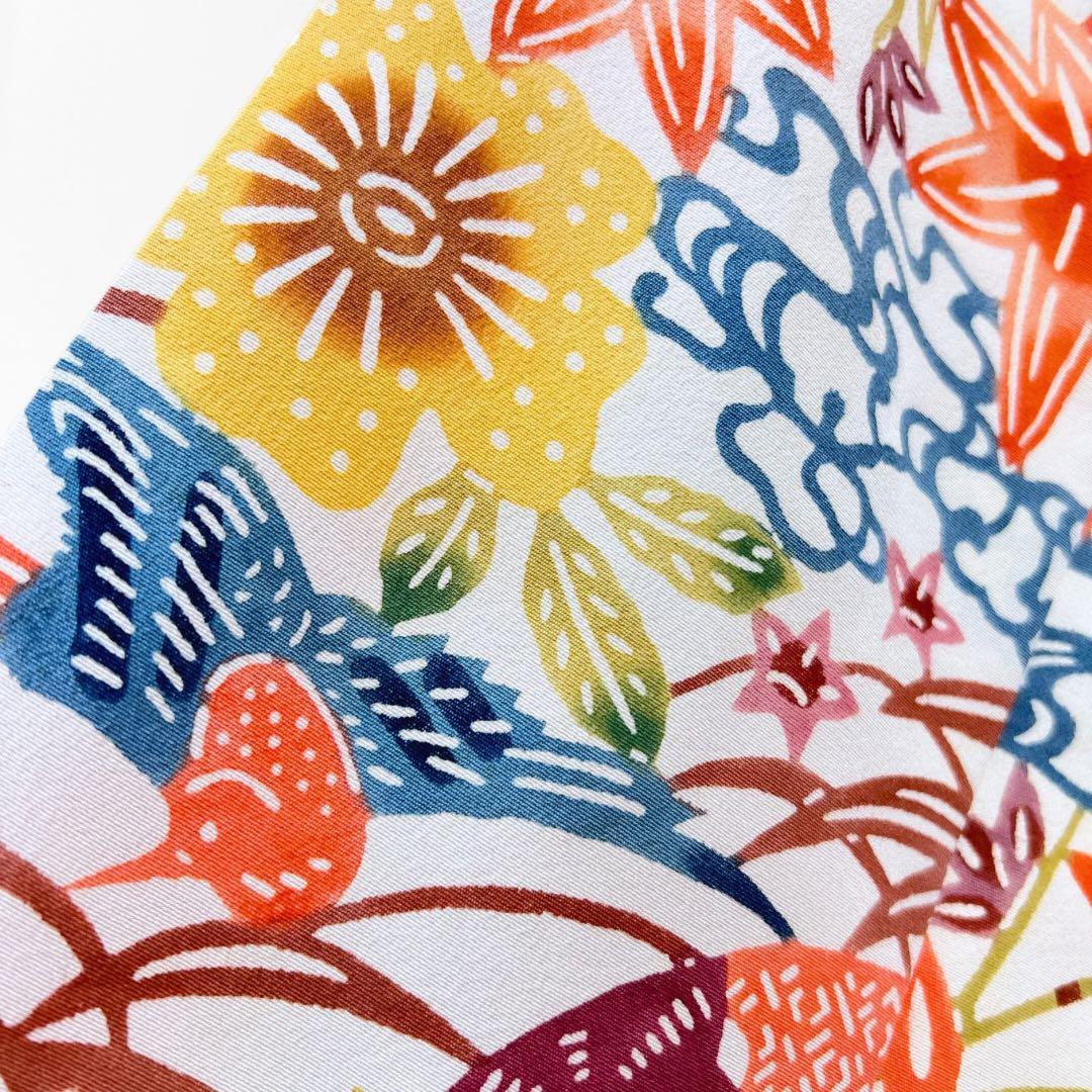 白地　型染め　流水　扇　花模様　鳥　振袖　034w