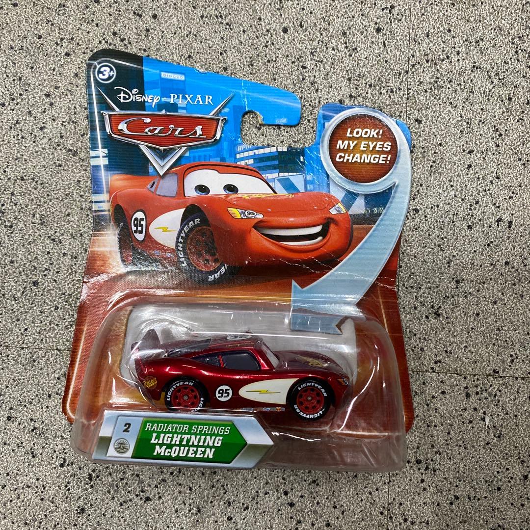 カーズ2 合計18台　マテル社15台＋3台＋大きなワールドマップ