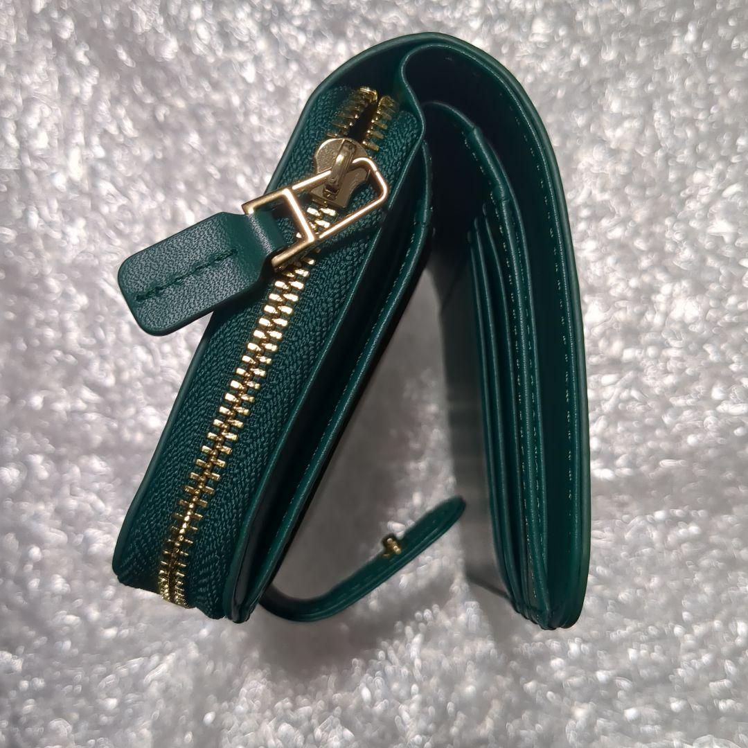 新品未使用 牛革２つ折り財布 グリーン系統 パトリックコックス