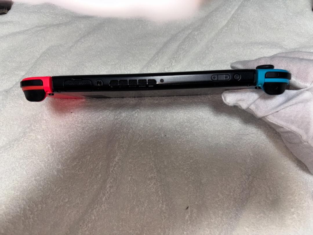 【完品】Nintendo Switch 初期 本体+プロコン、携帯ケース