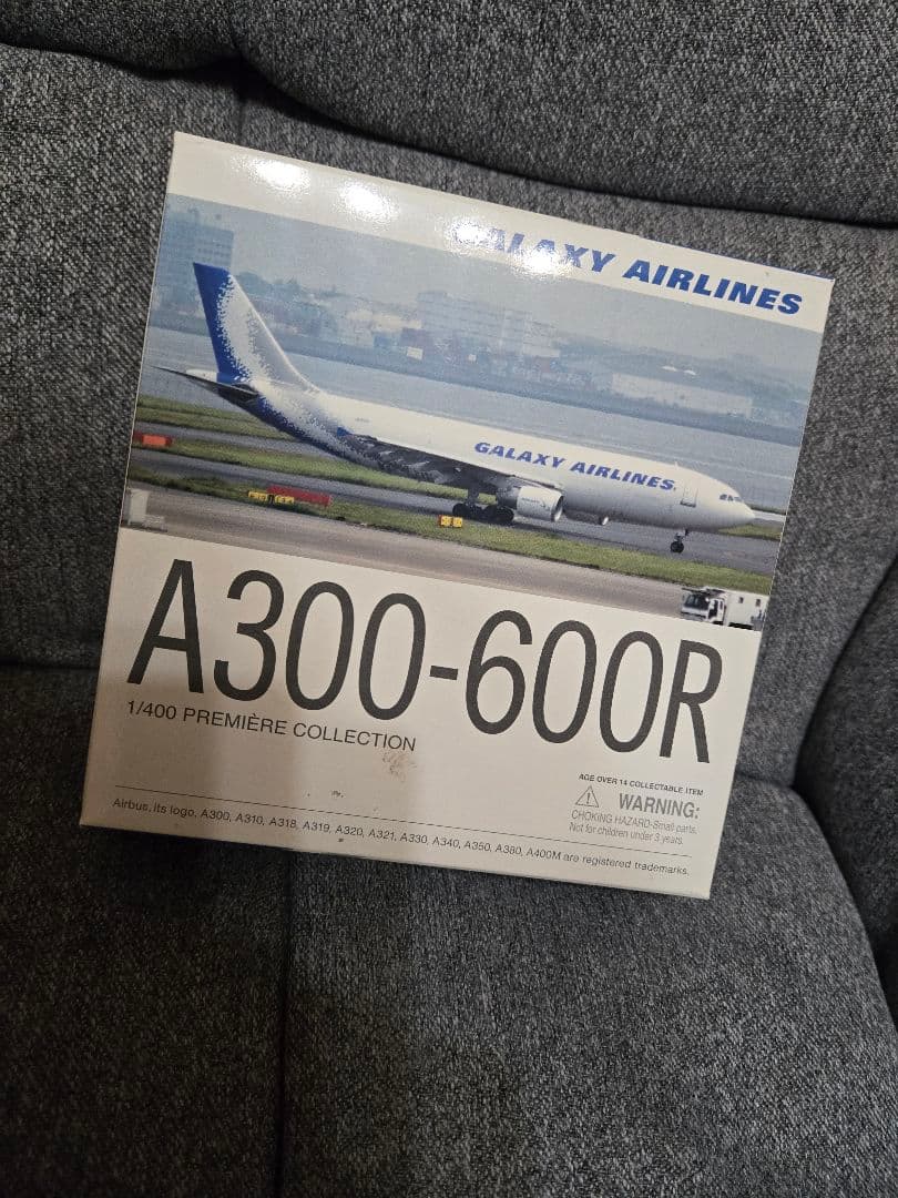 美品 レアGalaxy Airlines A300-600R 1/400 模型