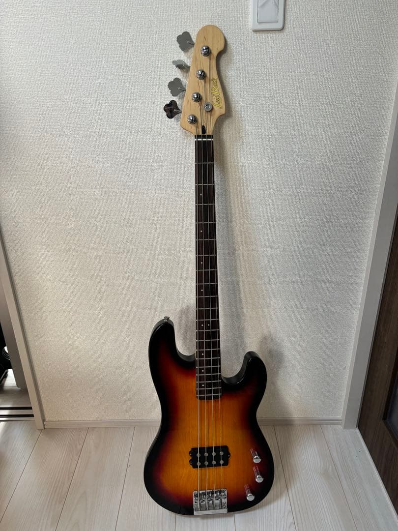 Laid Back エレキベース