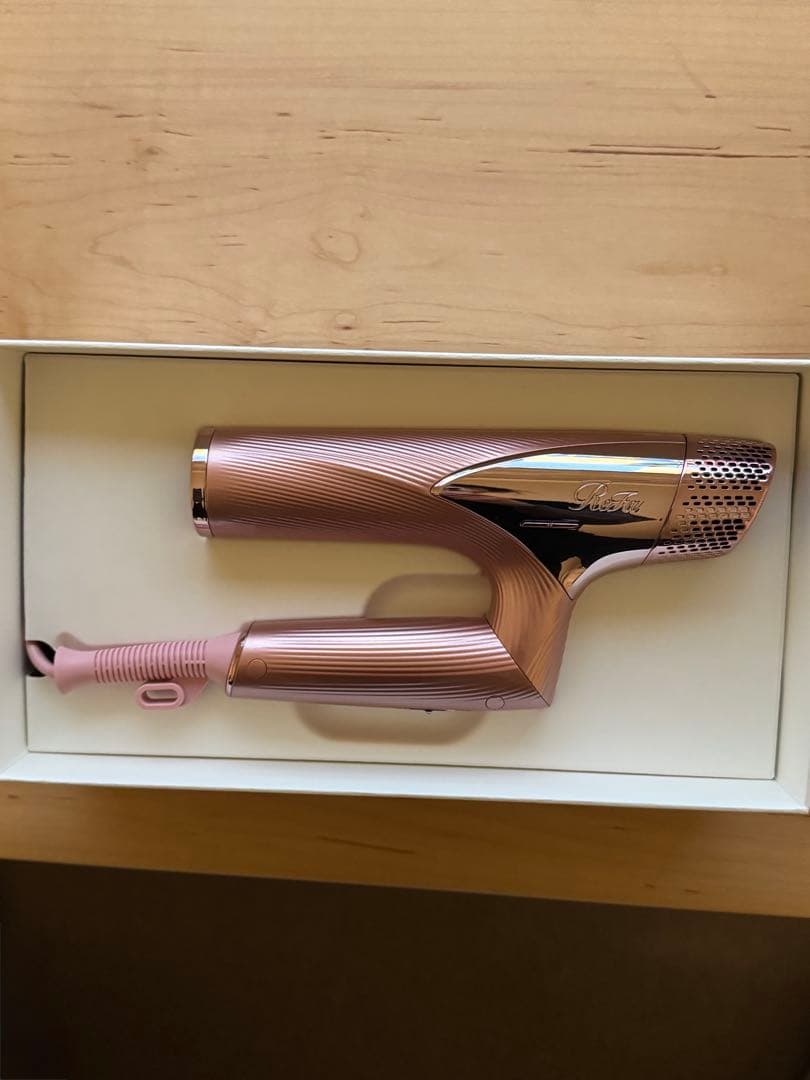 リファビューティックドライヤー　スマートピンク 2023年製