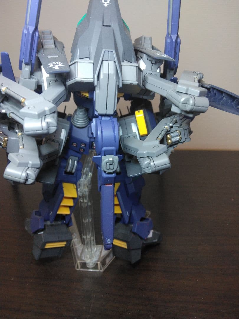 HGガンダムTR-1 ハイゼンスレイ・ラーⅡ全塗装完成品　改造品　　台座付