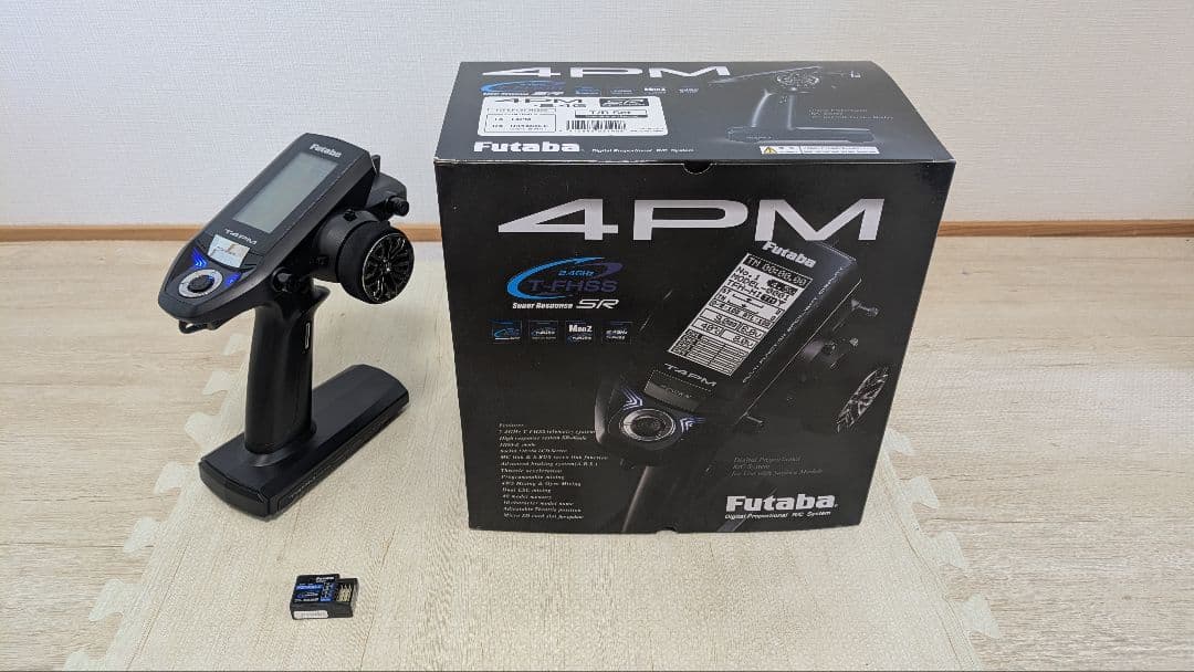 フタバ　4PM 受信機付き