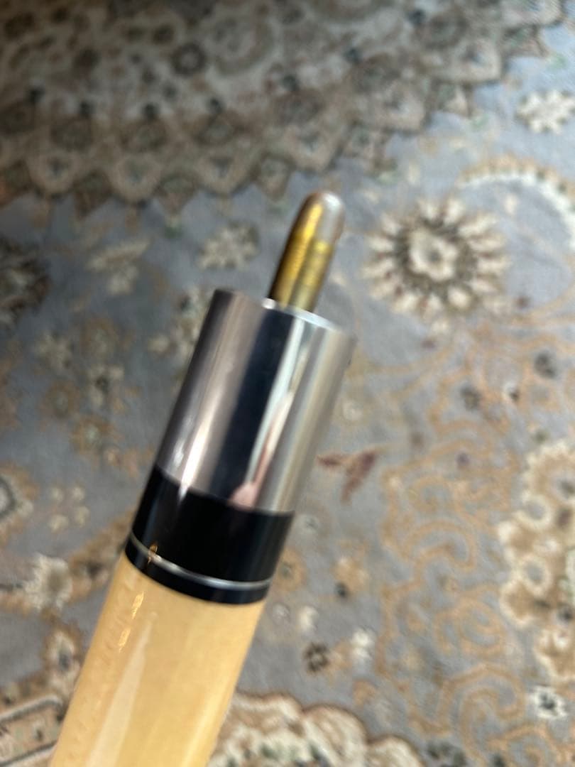 ルカシー　ビリヤードキュー（美品） Lucasi + Adam社ハードケース付