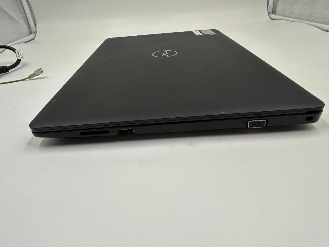DELL Latitude 3590 ノートパソコン｜Core i3｜4GB