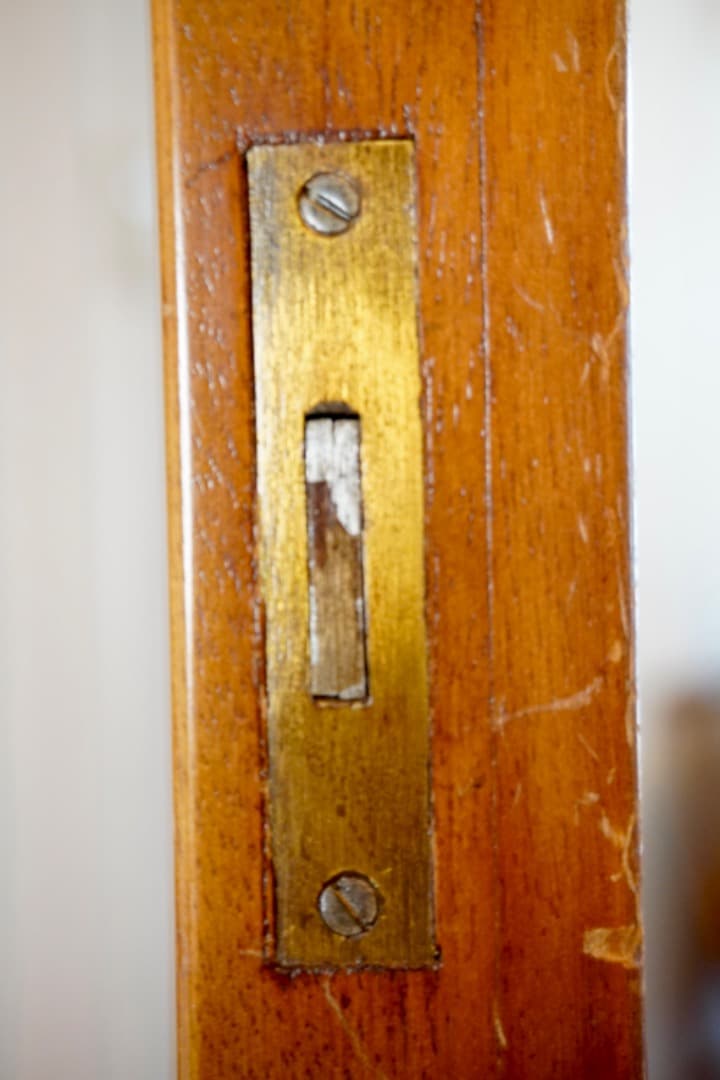 ケ*ー様 イタリア アンティーク 高級輸入家具 ガラスキャビネット