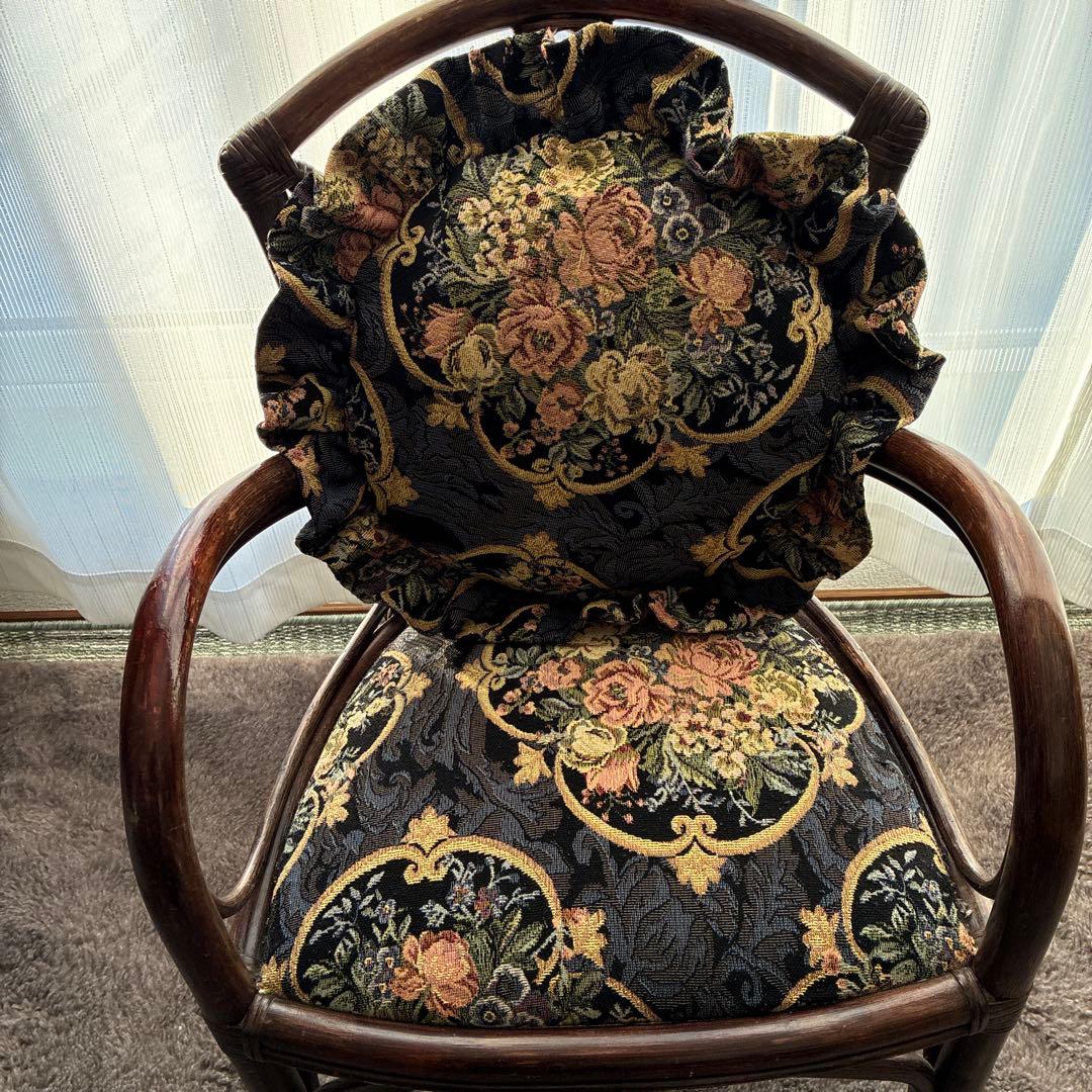 マルニ製　ラタン花柄クッション付き椅子 アンティーク　1脚