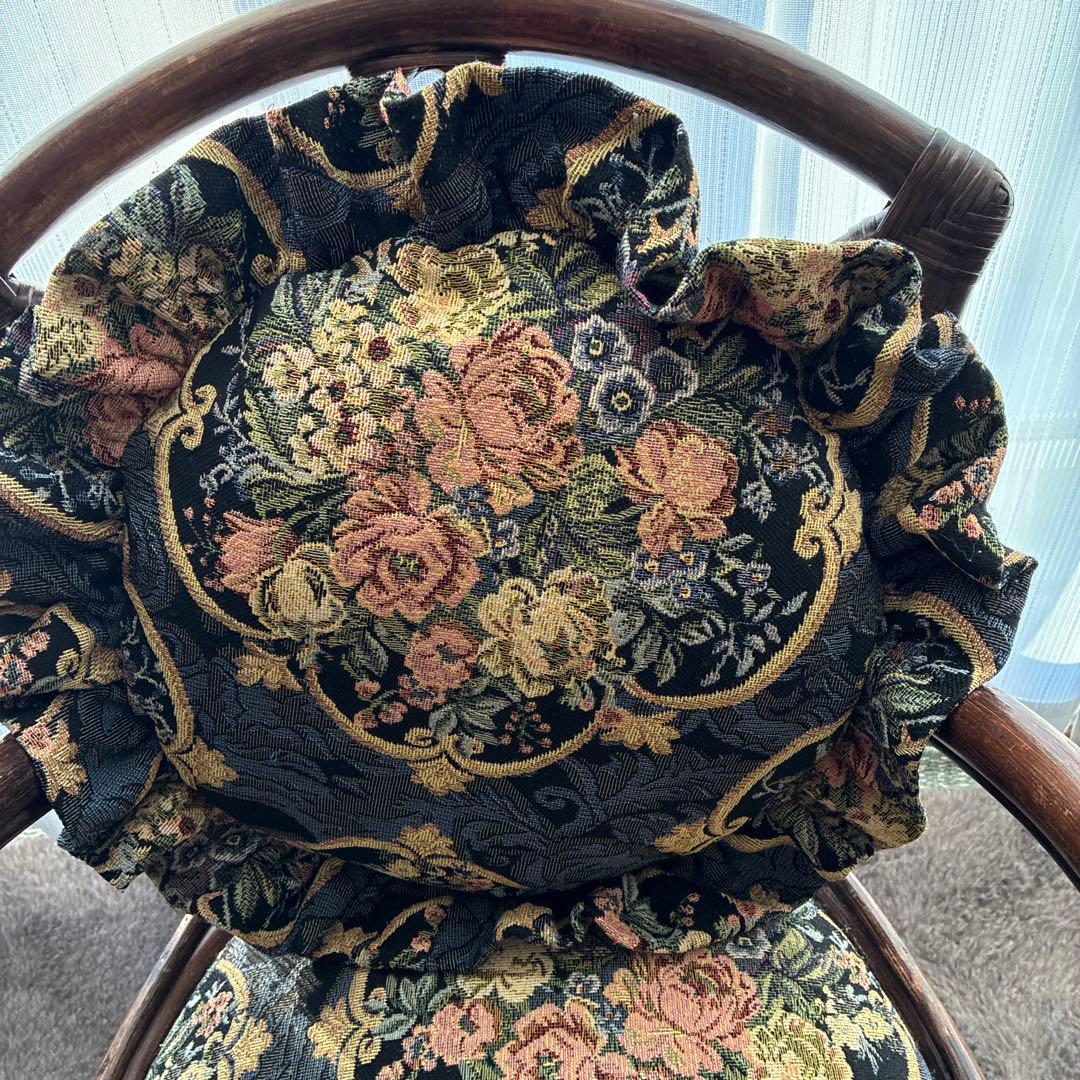 マルニ製　ラタン花柄クッション付き椅子 アンティーク　1脚