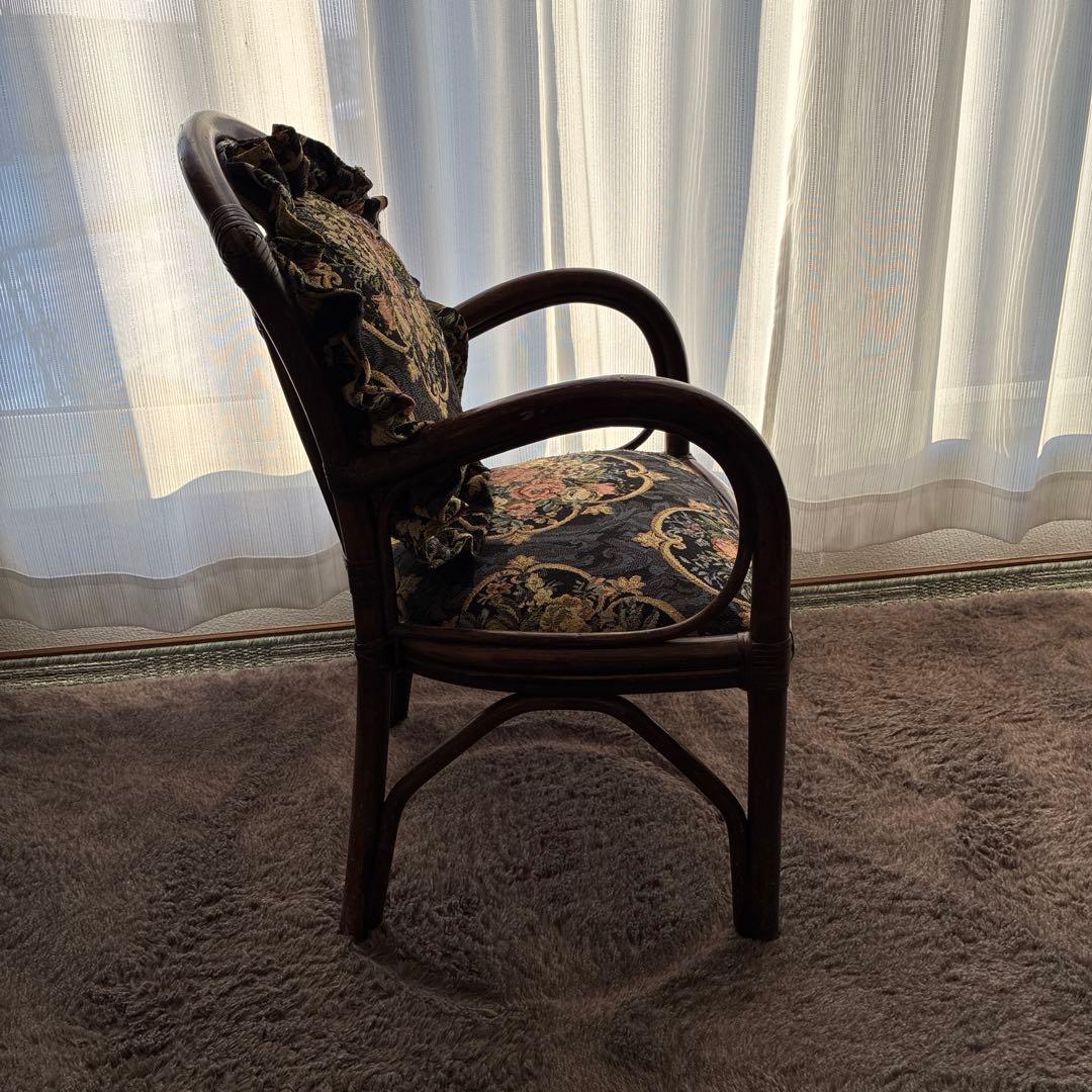 マルニ製　ラタン花柄クッション付き椅子 アンティーク　1脚